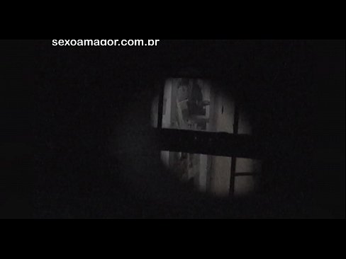 ❤️ Blondīnīte tiek slepeni filmēta ar kaimiņu vuajeru, kurš slēpjas aiz dobiem ķieģeļiem ❤ Porno pie lv.mailkassa.ru